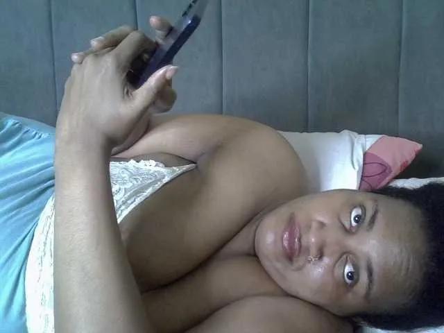 Sweetbebz on BongaCams