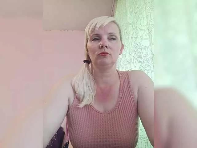 Sweetie454 on BongaCams 