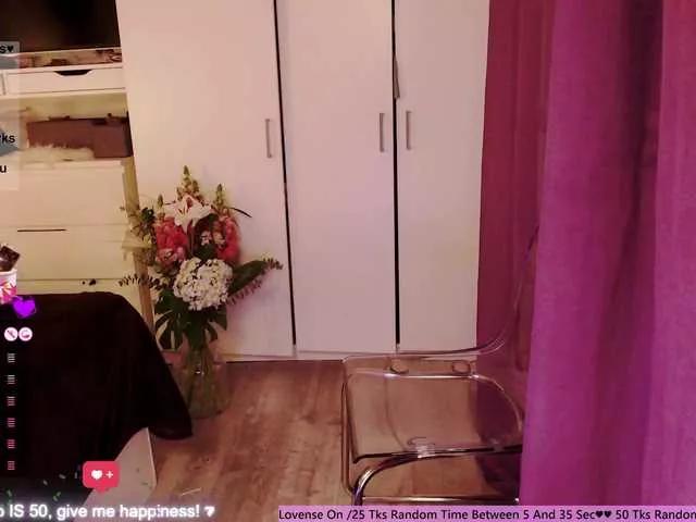 sweetlollipopp on BongaCams 