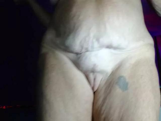 Sweetnissapri on BongaCams 