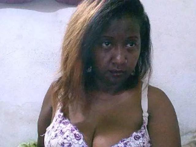 Sylivinaahh on BongaCams 