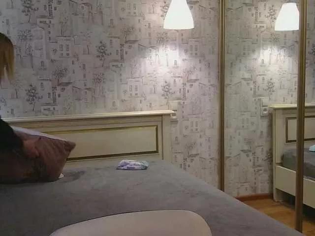 TANMZYA on BongaCams 