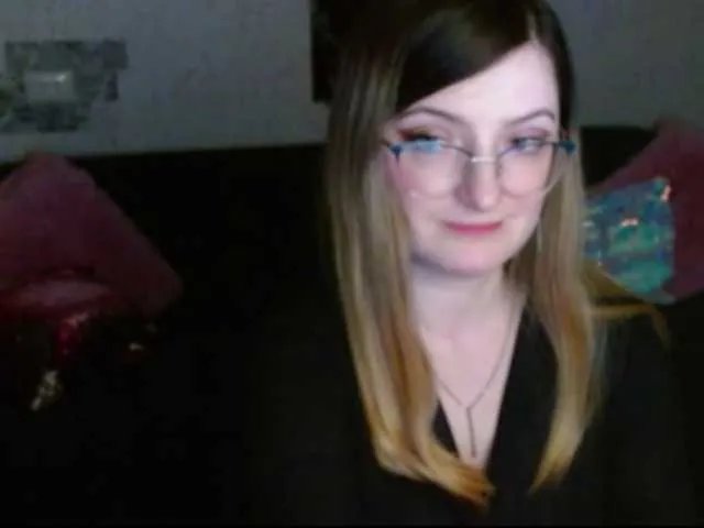 Offline tastyariel on BongaCams