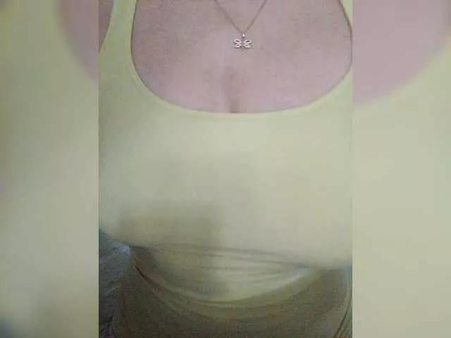 Tata42 on BongaCams 