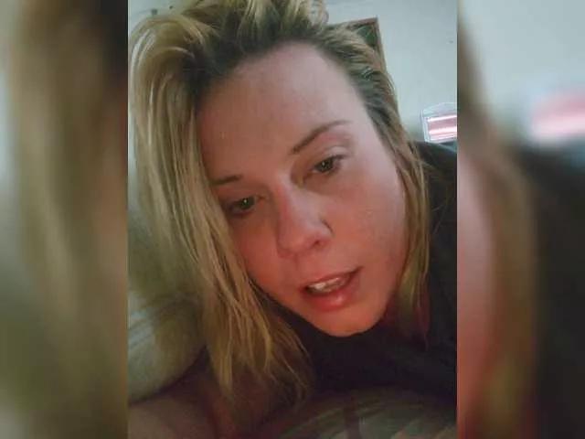 TheGirlfromtheinternet on BongaCams 