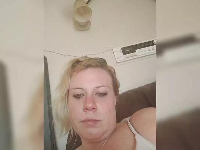 TheGirlfromtheinternet on BongaCams 