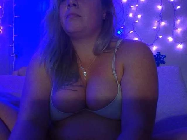 TheGirlfromtheinternet on BongaCams 
