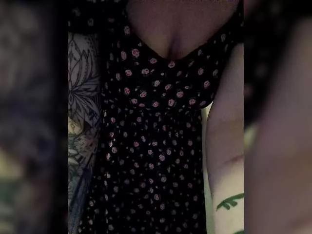 TilyTily on BongaCams 
