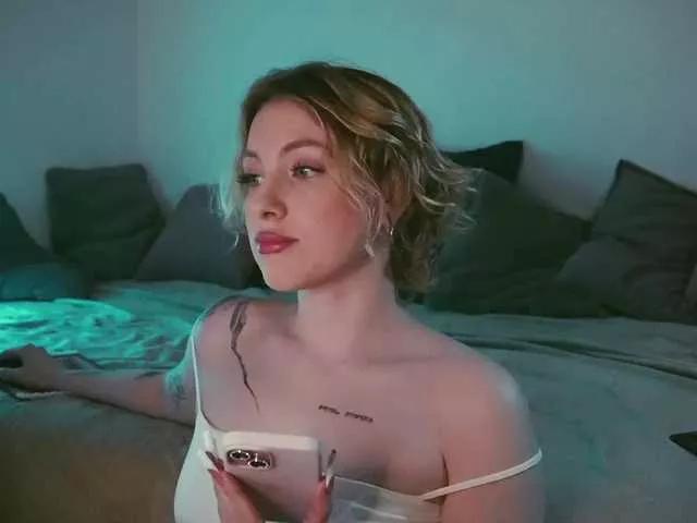 TouchMyAss on BongaCams 