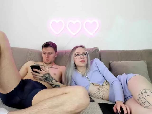 TwinTurboCouple on BongaCams 