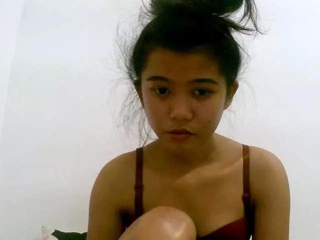 Ursweetasian69 on BongaCams 