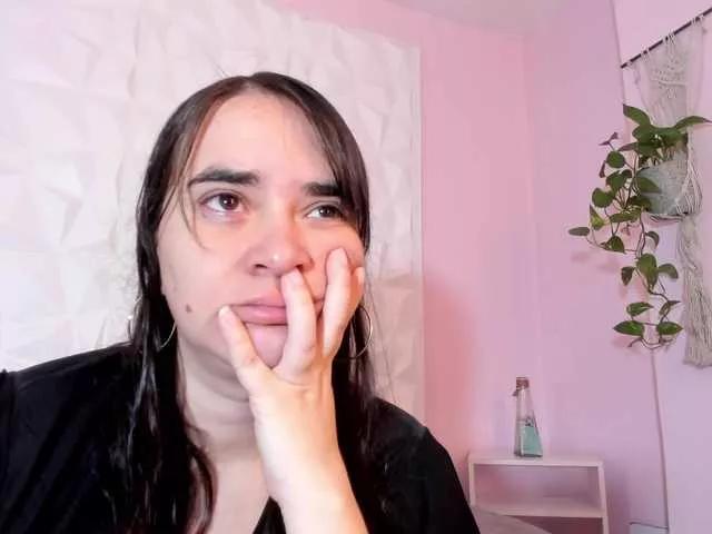 valeriaGomez on BongaCams 