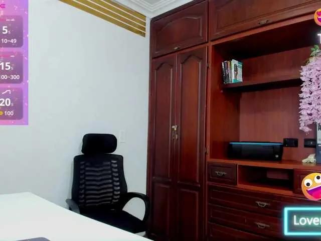 ValkiriaContee from BongaCams