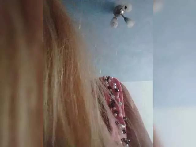 victoria71 on BongaCams 