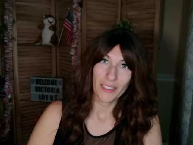 VictoriaLotus on BongaCams 