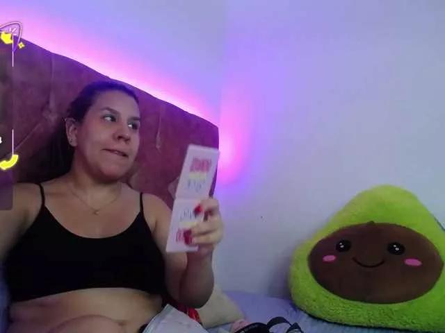 vivianasimons on BongaCams 