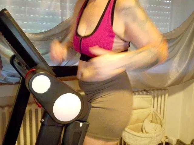 Wetgerman2 on BongaCams 