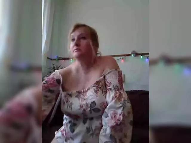 XHelenaX99 on BongaCams 