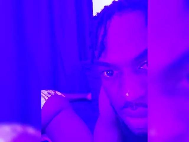 XXHOMEALONE1 on BongaCams