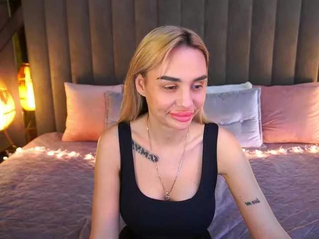 YourMillsy on BongaCams 