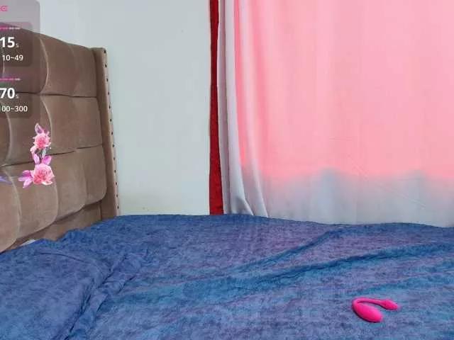 Zafiro77 on BongaCams 