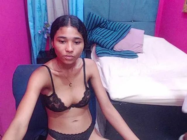 Offline zarinabeautiful on BongaCams