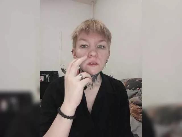 Zhenyya- on BongaCams 