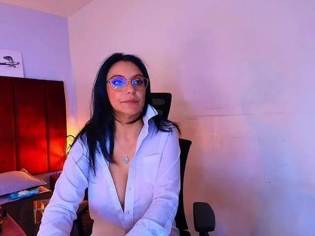 Zuzana21 on BongaCams 