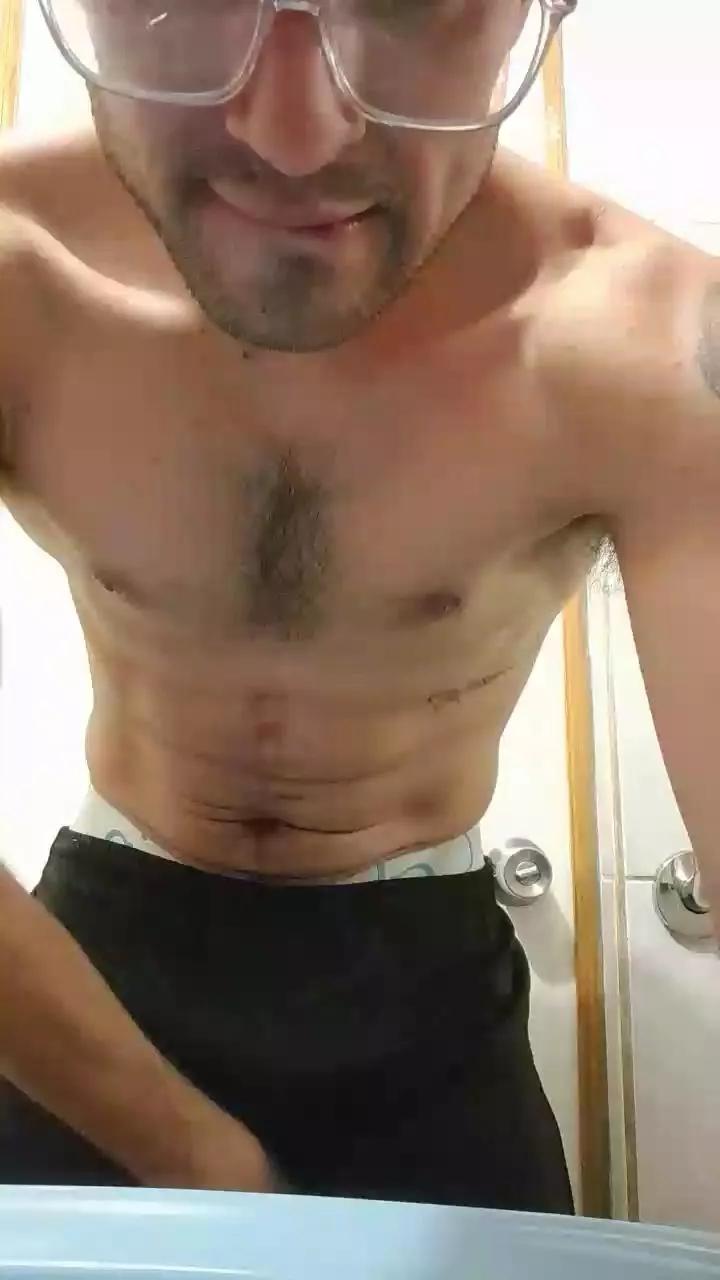 4ndrescam on Cam4 