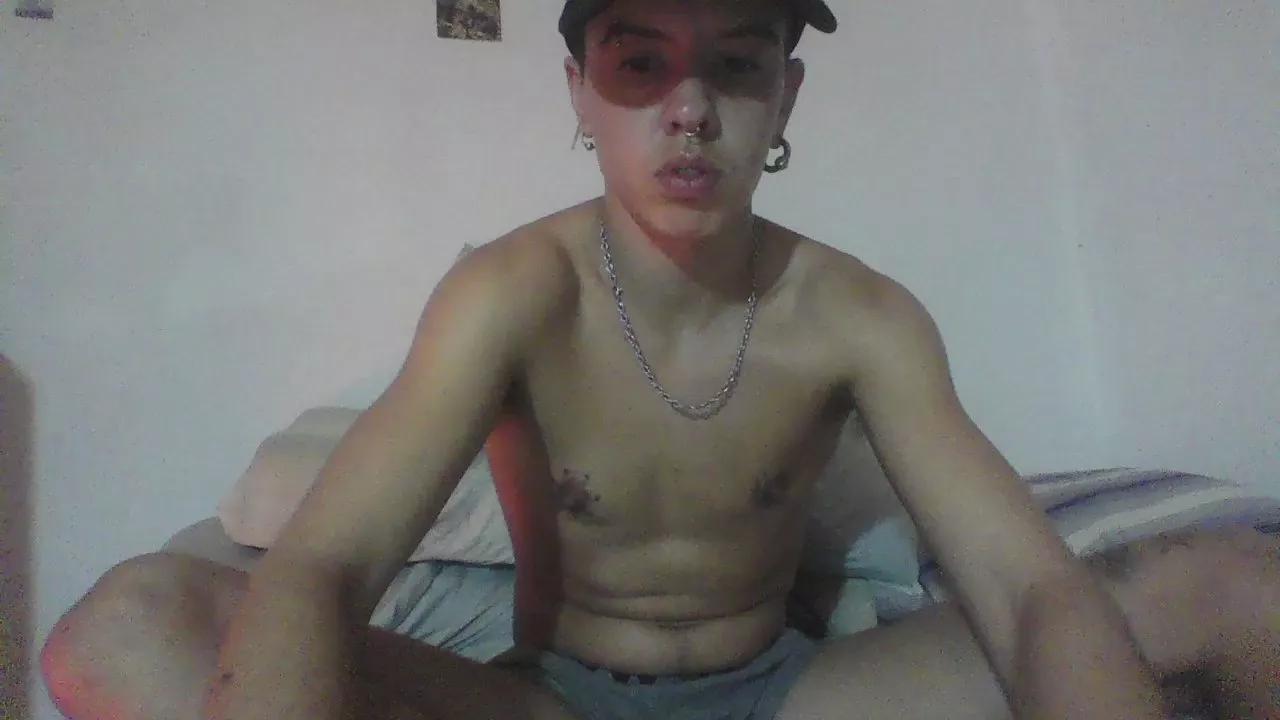 4ronn on Cam4 