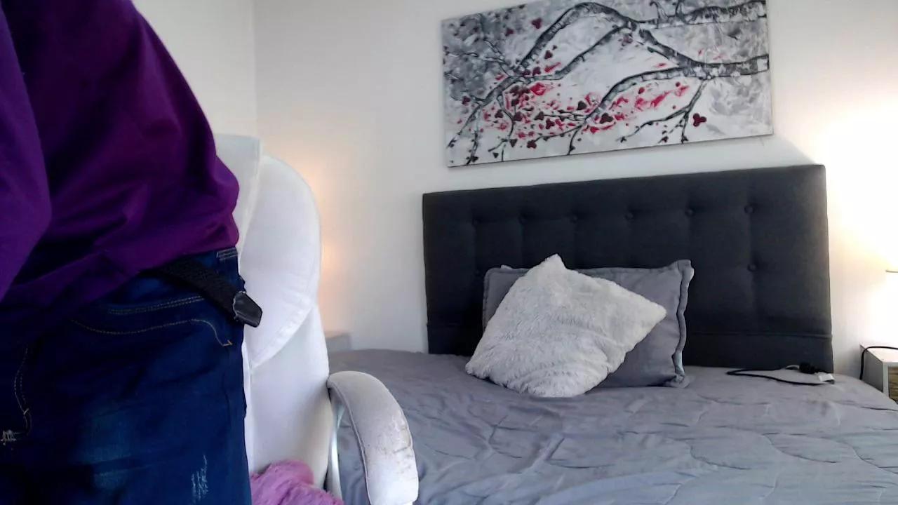 _skyleer__ on Cam4 