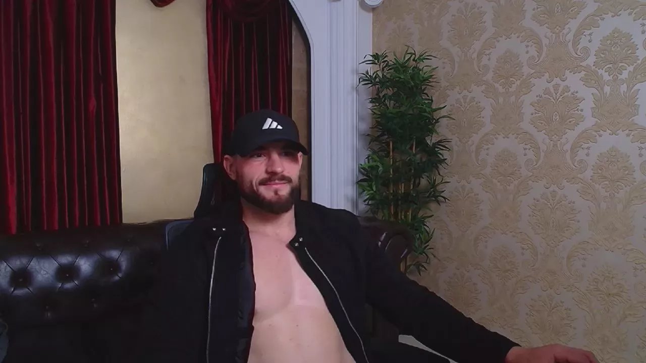 Offline AdamJameson on Cam4