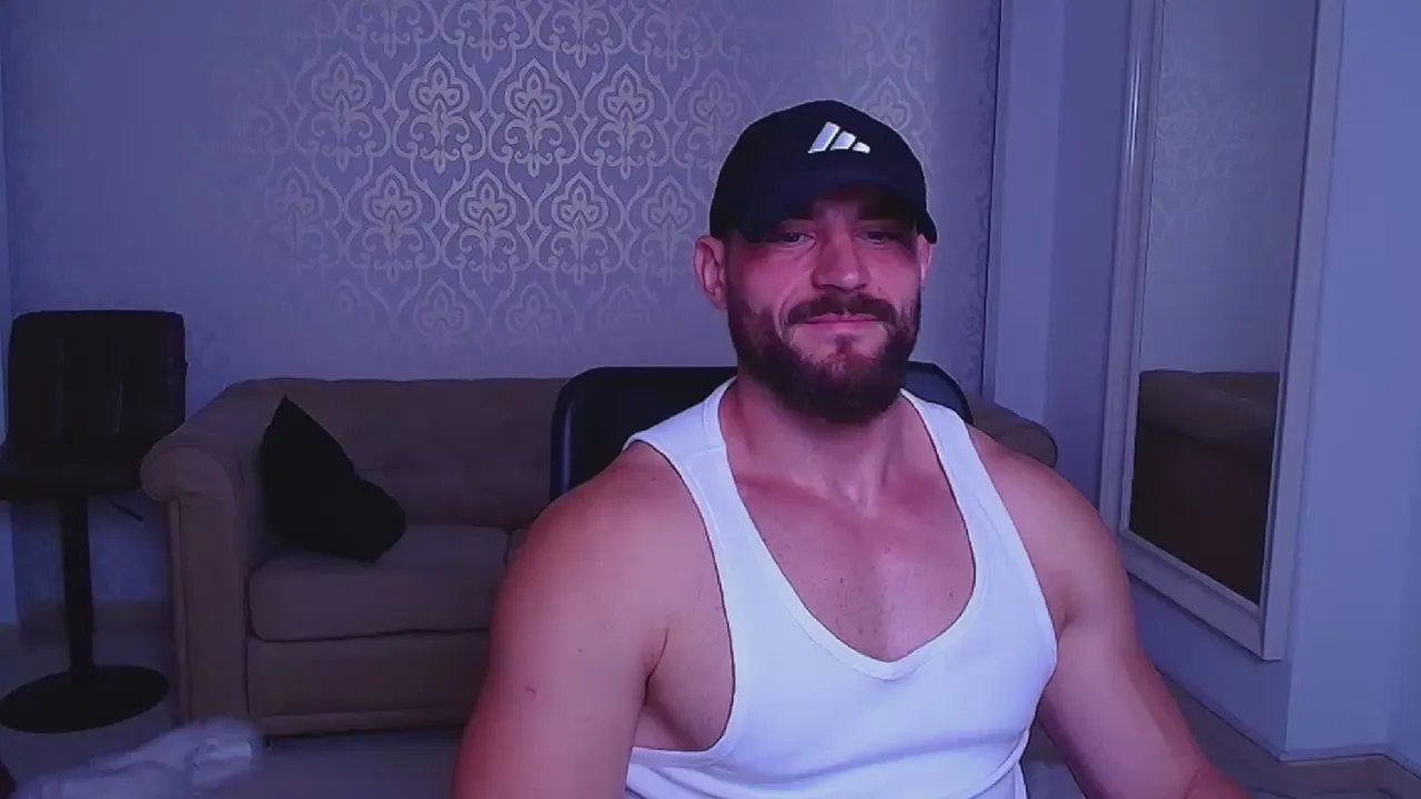 Offline AdamJameson on Cam4