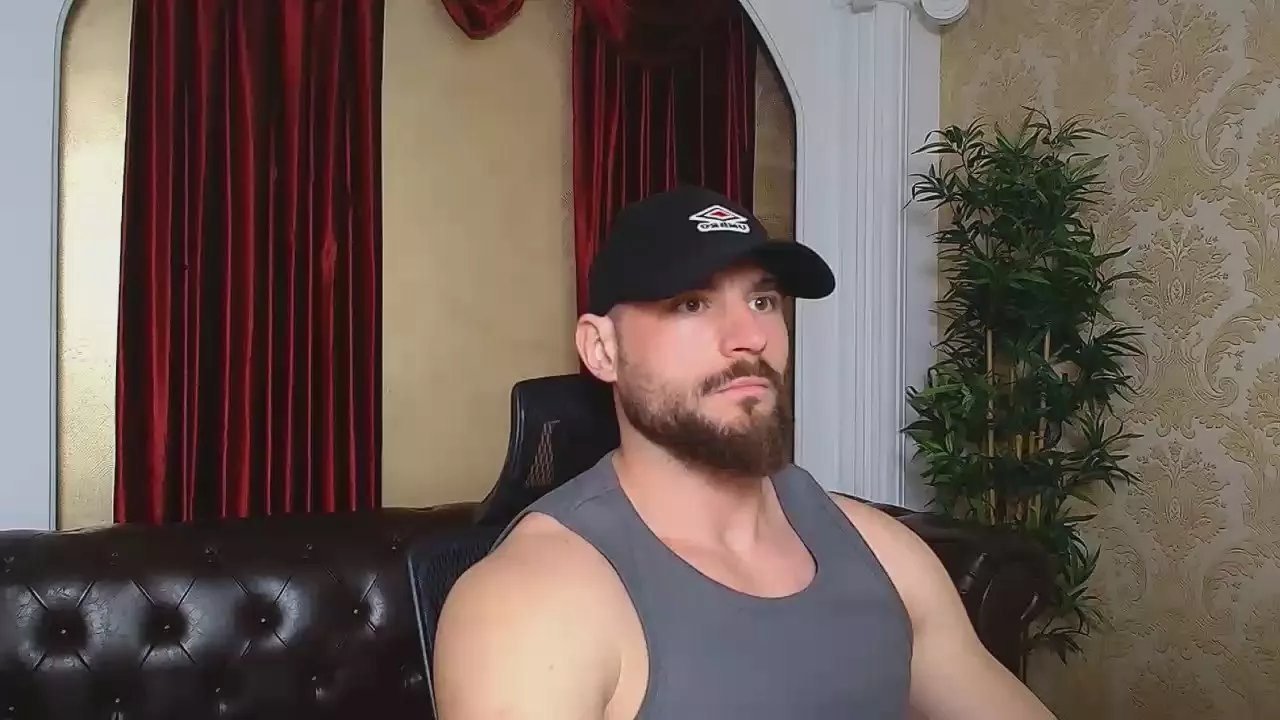 Offline AdamJameson on Cam4