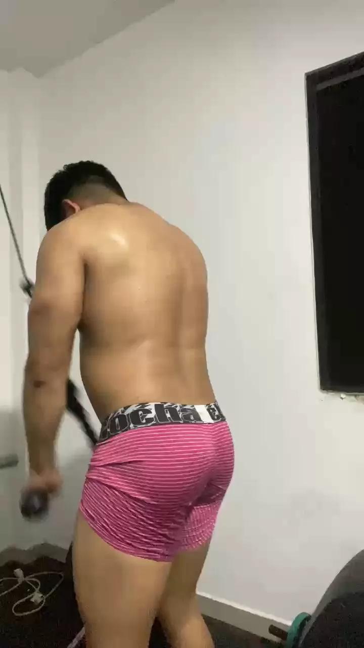 Adrian1888 on Cam4 