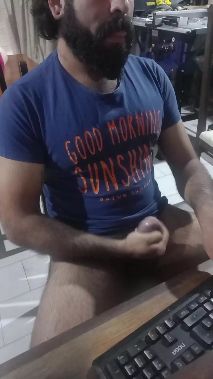 Offline Aguustin21 on Cam4