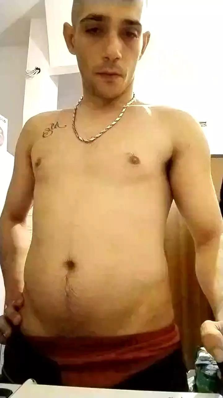 Alessio967 on Cam4 