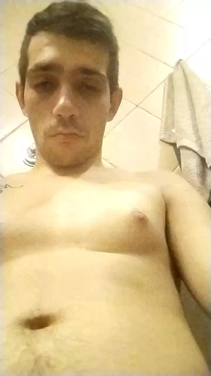Alessio967 on Cam4 