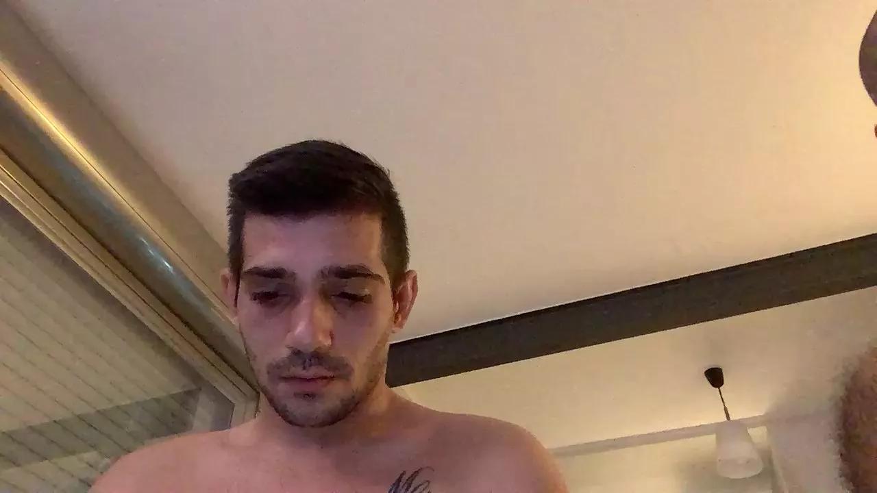 Alessio967 on Cam4 