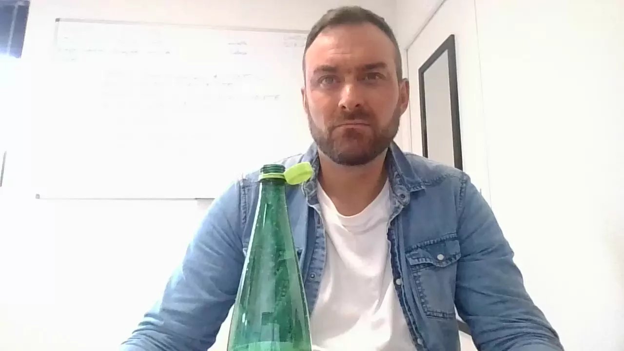 Offline amant35_x on Cam4