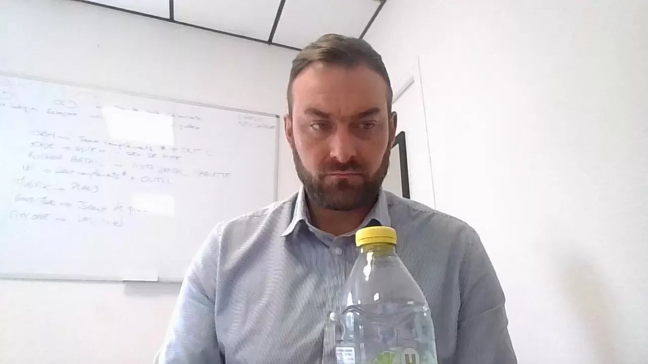 Offline amant35_x on Cam4