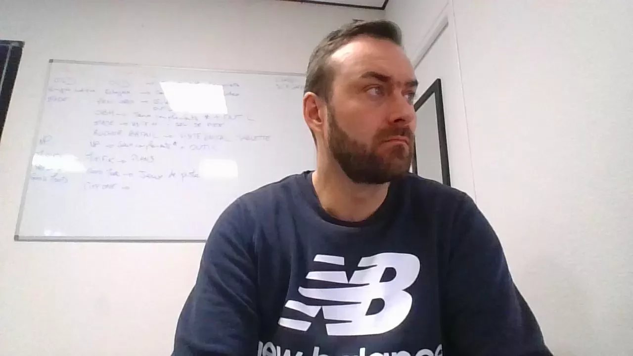 Offline amant35_x on Cam4