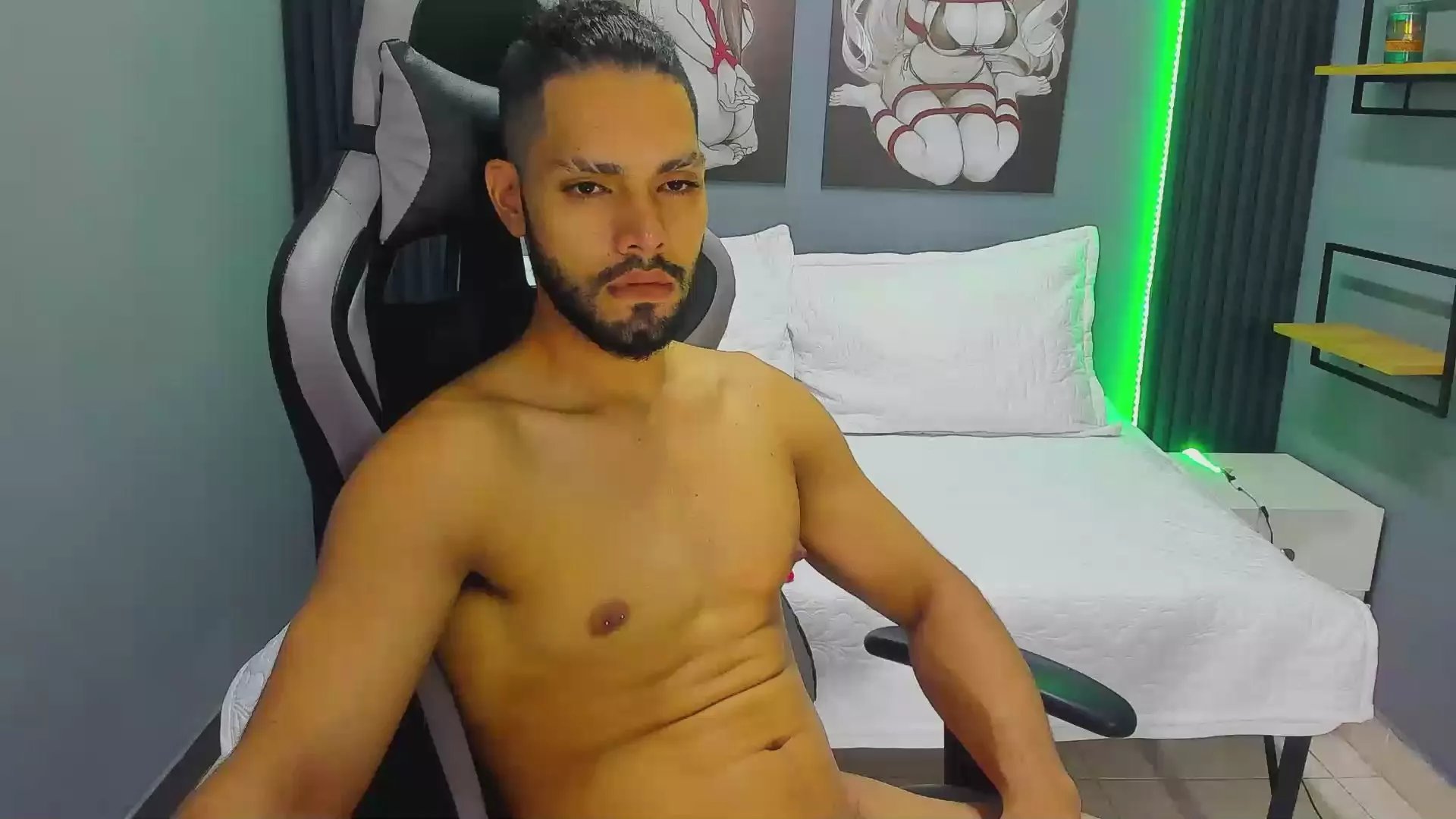 Offline Amir_Abdull_ on Cam4