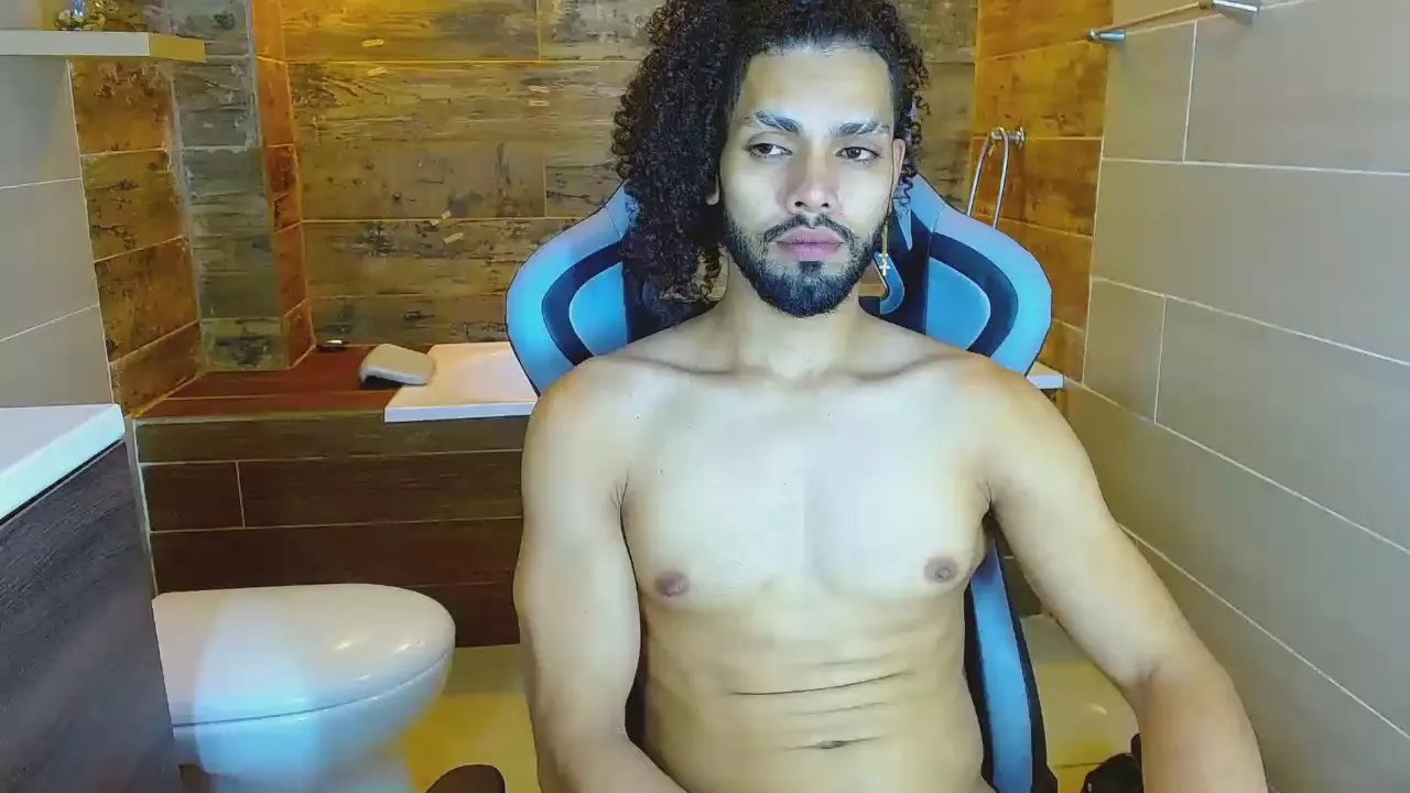 Offline Amir_Abdull_ on Cam4