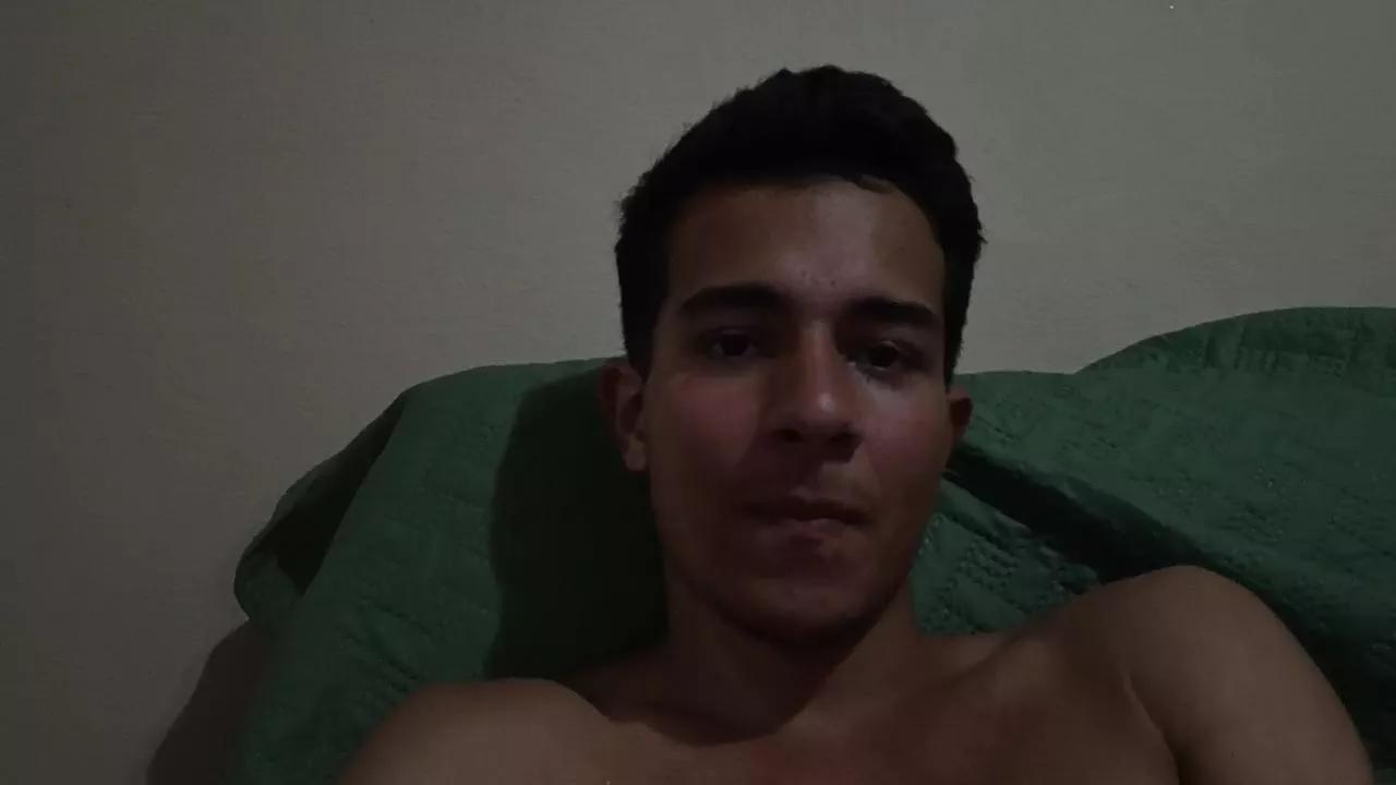 AngeloMe on Cam4 