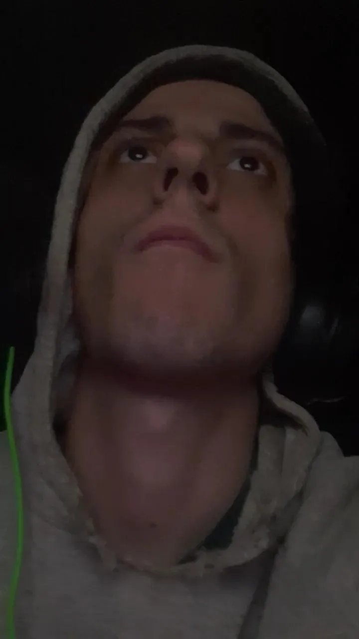 Offline Anonimousluk on Cam4