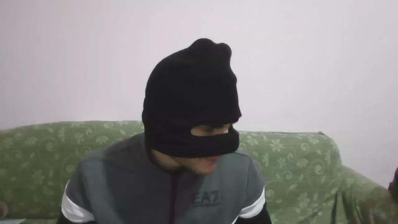 antonio1643 on Cam4 