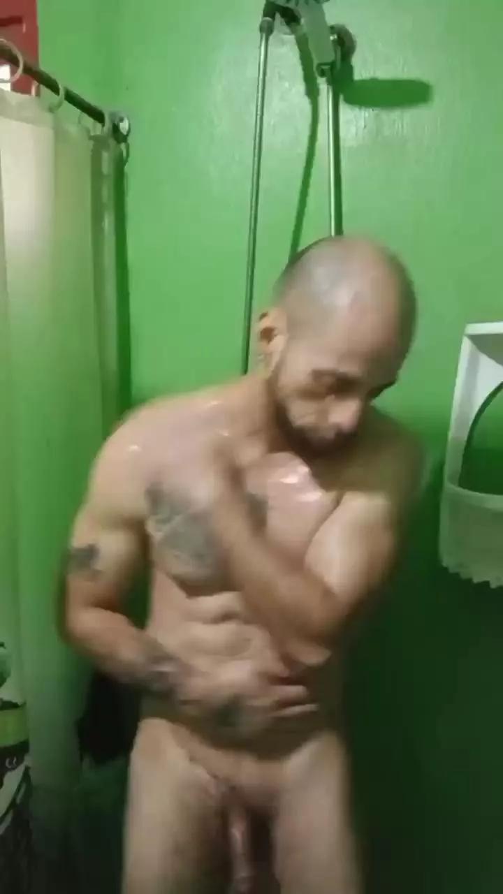 aplakadorlinguz on Cam4 