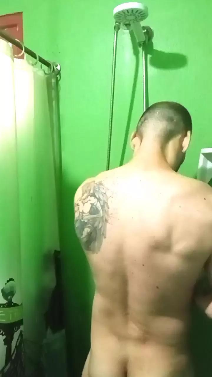 aplakadorlinguz on Cam4 