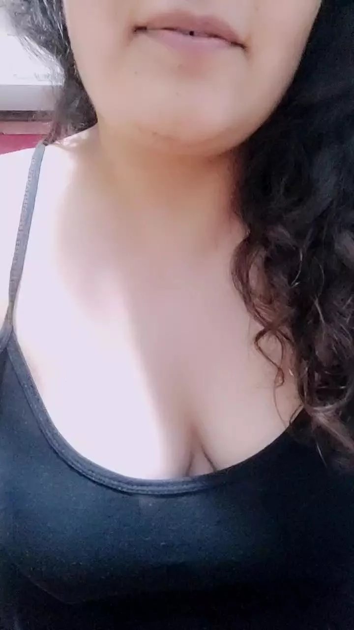 Offline ari_5 on Cam4